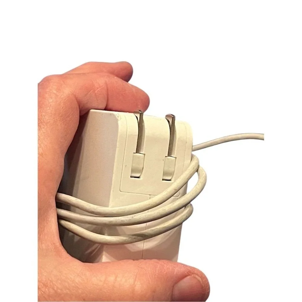Apple AC Adapter Charger 16.5V 3.65A‎ White for MacBook